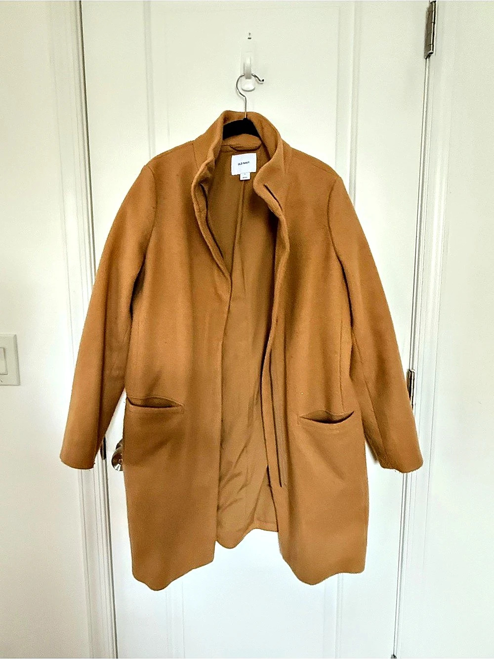 Old Navy Faux Shearling Collar Coat in Brown Size Medium Like New